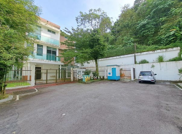 Jalan Cahaya 3, Taman Tun Dr Ismail, Kuala Lumpur 60000