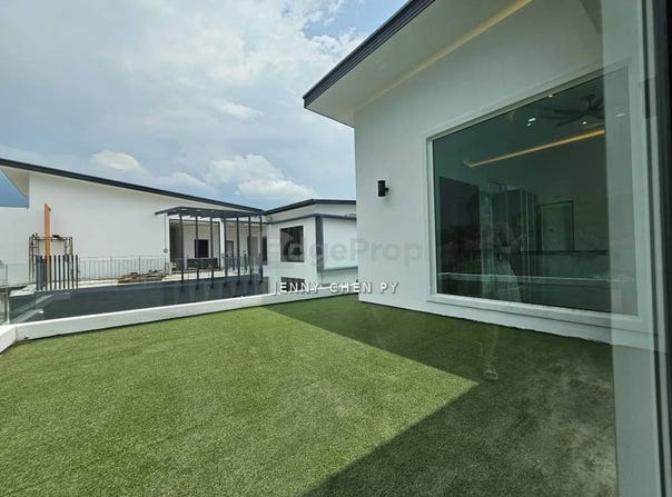 Jalan Equine, Seri Kembangan, Selangor