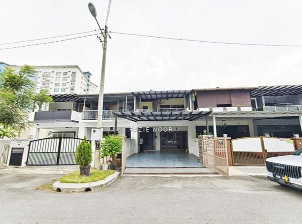 Jalan SI, Dengkil, Selangor 43800