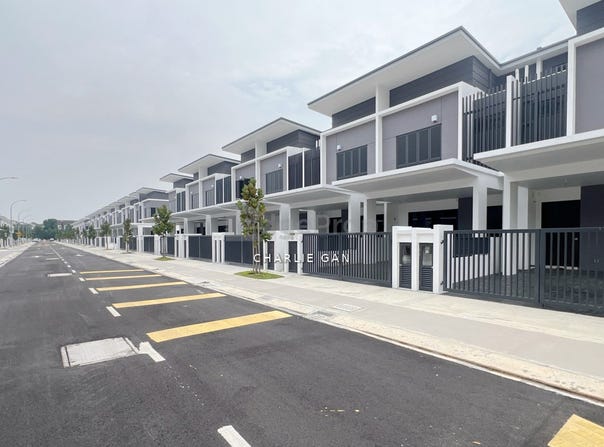 Persiaran Tun Teja, Shah Alam, Selangor 40470