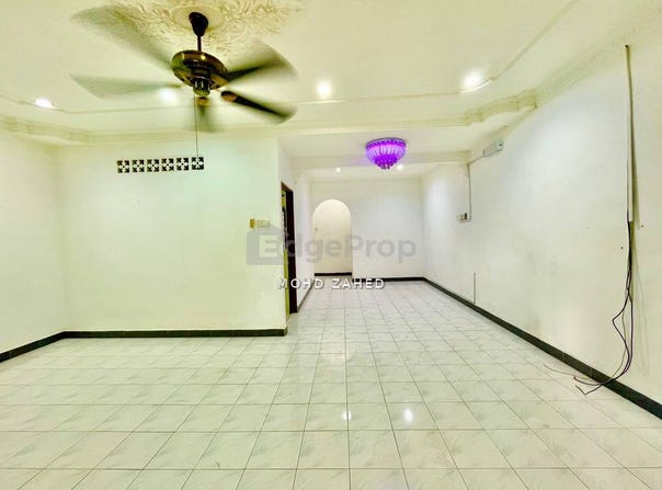 Gombak, Batu Caves, Selangor 68000