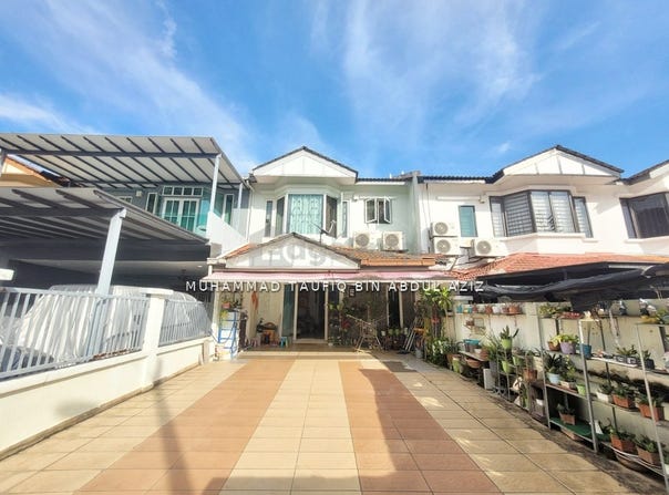 Jalan Mutiara, Puchong, Selangor 47100