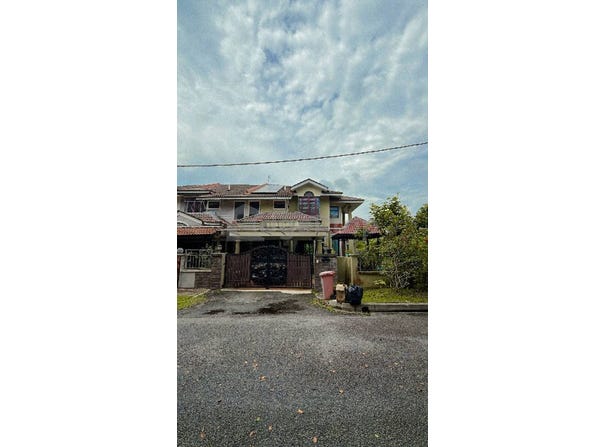 Persiaran Mahogany, Kota Damansara, Selangor 47810