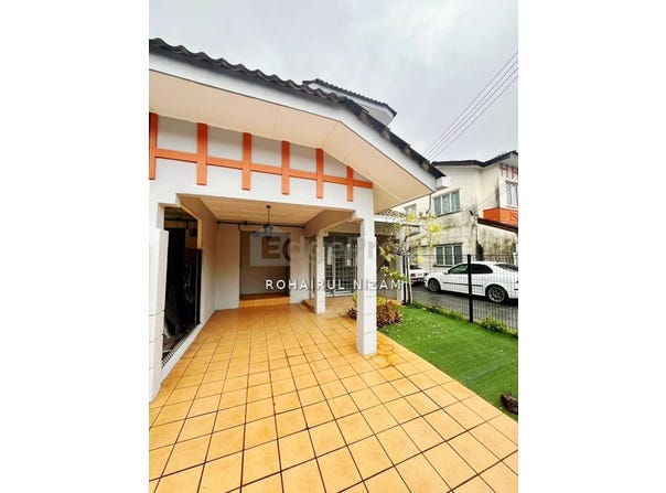 Persiaran Saujana 1, Sungai Buloh, Selangor 47000
