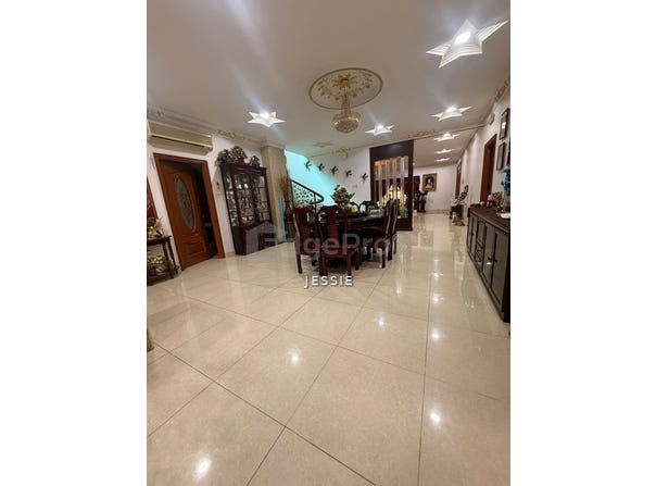 Jalan Desa 8/5, Rawang, Selangor 48000
