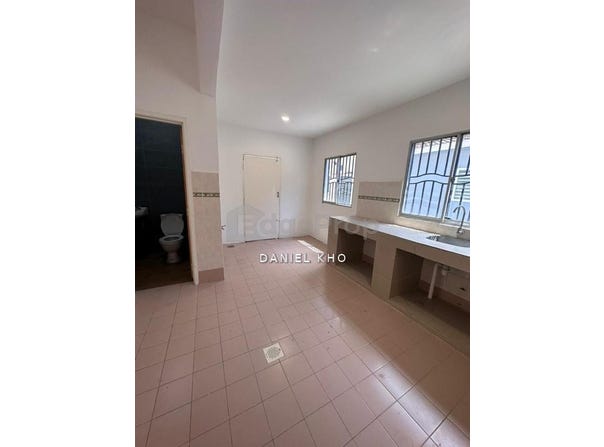 Jalan Pending Bandar Puteri Klang , Klang, Selangor 41200