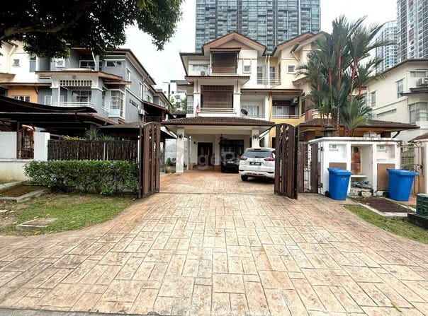 Persiaran Kayangan, Shah Alam, Selangor 40000