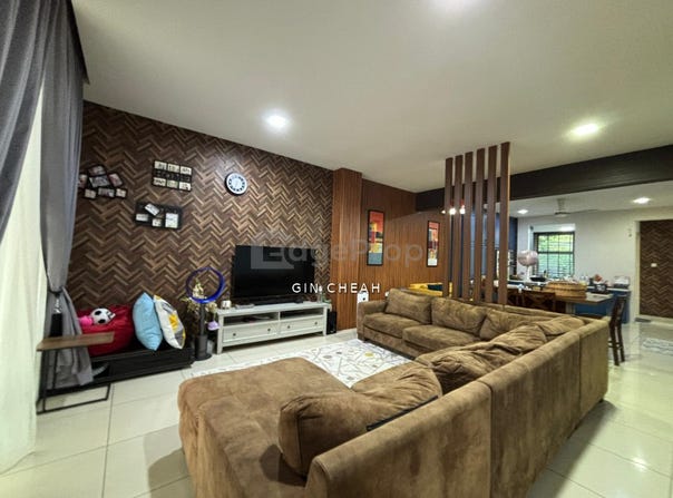 Jalan UT (Ukay Tropika), Ulu Kelang, Selangor 68000