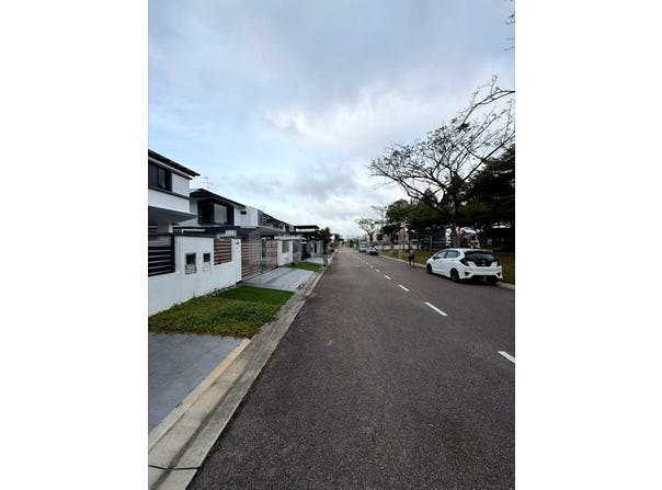 Johor Bahru, Johor 81100