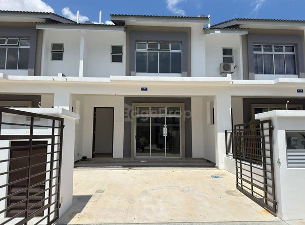 Johor Bahru, Johor 81300