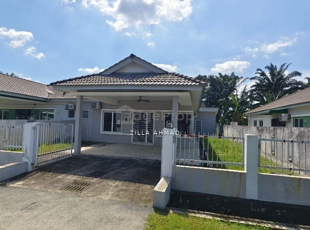Jalan Indah Puteri; Jalan IP, Sepang, Selangor 43900