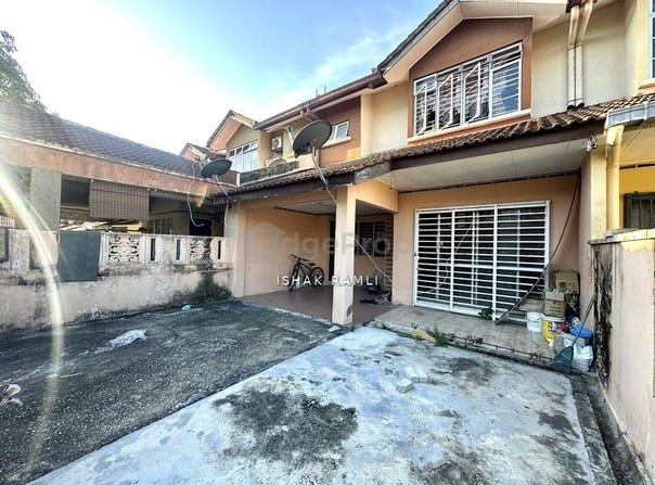 Jalan DC 1, Sungai Buloh, Selangor 47000