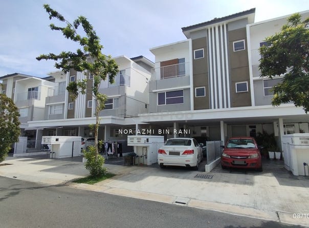 Jalan Platinum, 1, Taman Platinum, Dengkil, Selangor 43800