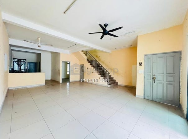 Persiaran Tasik, Bandar Country Homes, Selangor 48000