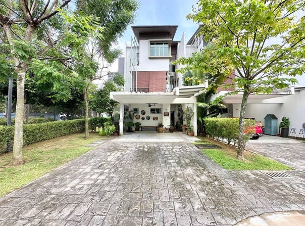PERSIARAN BESTARI, Cyberjaya, Selangor 63000