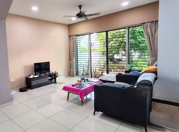 Jalan Pinggiran , Iskandar Puteri, Johor 79100