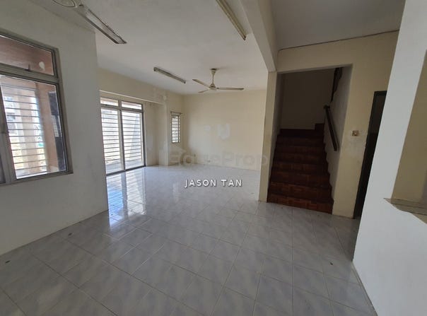 Seri Kembangan, Selangor 43300
