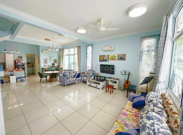 Jalan Sentral, Iskandar Puteri, Johor 79100