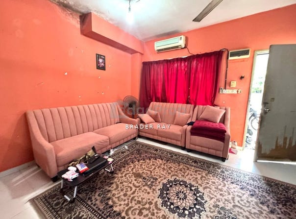 Rawang, Selangor 48020
