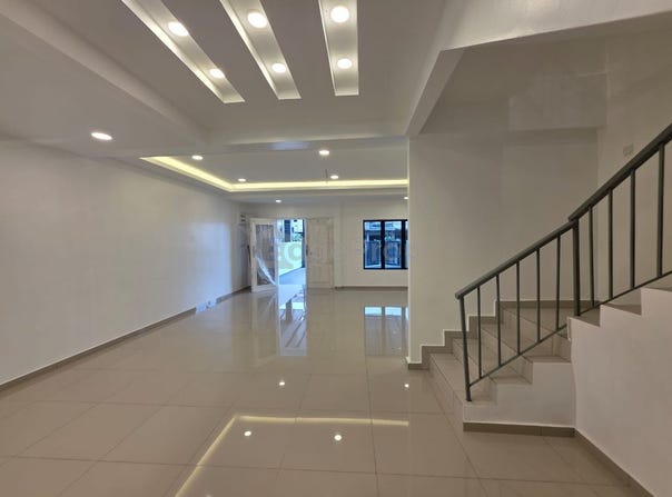 Off Persiaran Raja Muda Musa, Klang, Selangor 41100