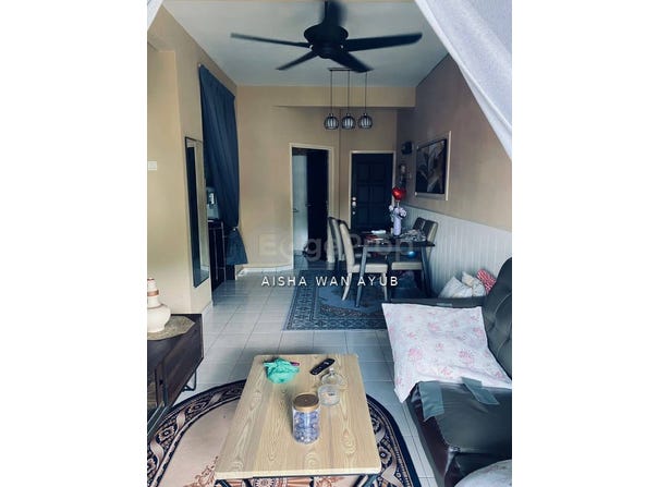 Jalan Seri Mewah, Taman Seri Mewah, Kajang, Selangor 43300