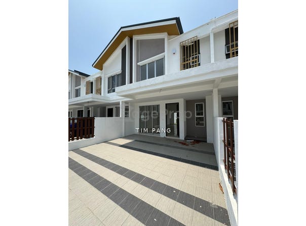 Jalan EcoHill 9, Beranang, Selangor 43700