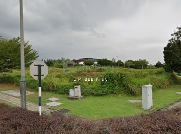 Jalan Ecohill 2, Semenyih, Selangor 43500