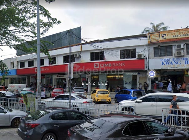 J, Sungai Buloh, Selangor 47000