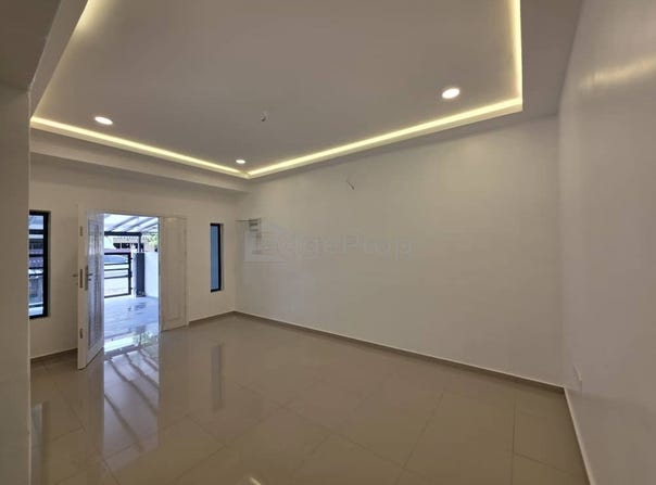 Jalan Emas; Jalan Besi, Klang, Selangor 41100
