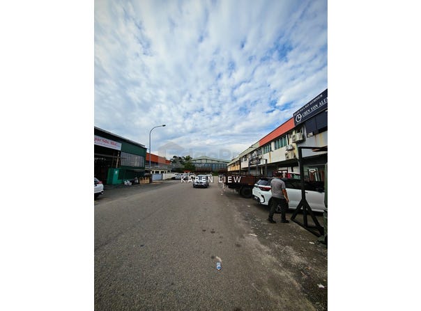 Jalan Dua Bukit Angkat, Kajang, Selangor 43000