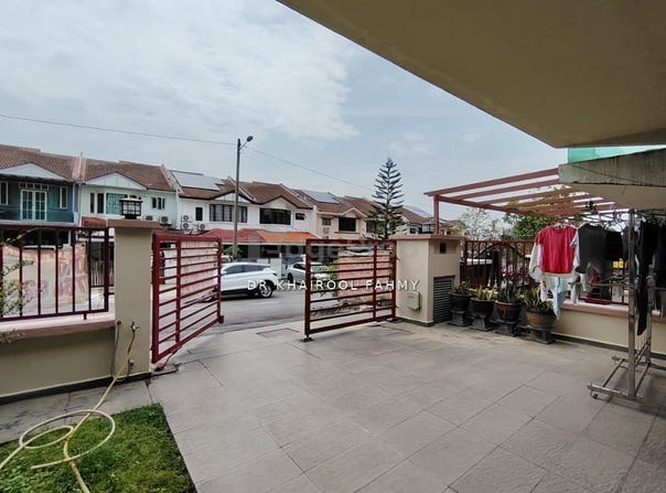 Jalan Mutiara, Puchong, Selangor 47100