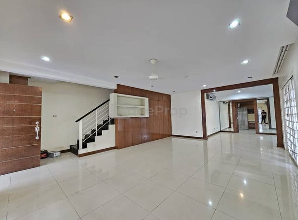 Jalan Bukit Segar, Cheras, Selangor 56100