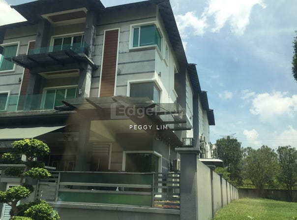 Seri Kembangan, Selangor 43300