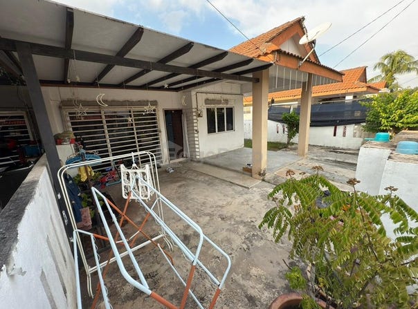 Jalan Lombong Besi, Shah Alam, Selangor 40460