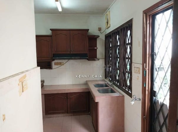 Jalan BK 2, Puchong, Selangor 47180