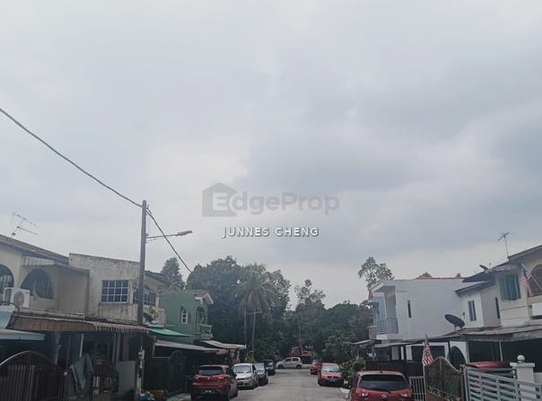 Jalan SG4, Batu Caves, Selangor 68100