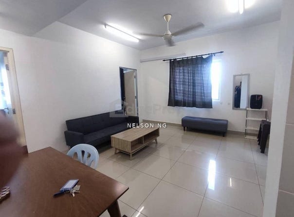 J, Seri Kembangan, Selangor 43000
