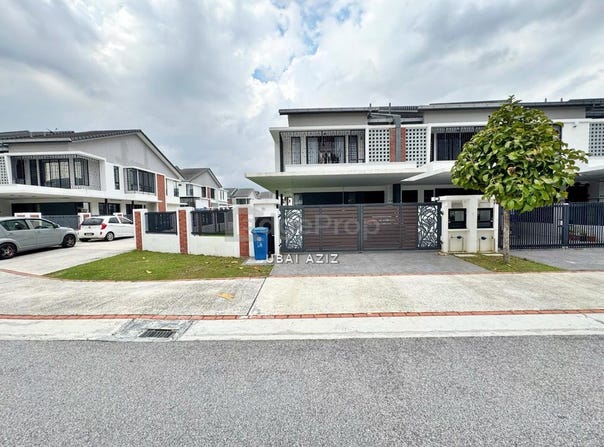 Persiaran Elmina, Sungai Buloh, Selangor 40160