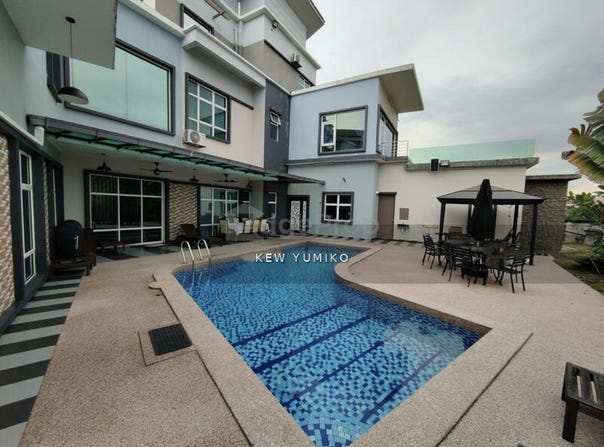 Jalan Suakasih, Batu 9th Cheras, Selangor 43200