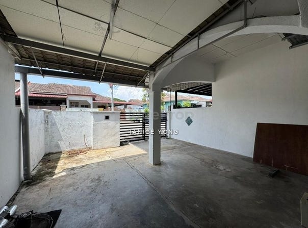 Jalan Indah, Iskandar Puteri, Johor 81200