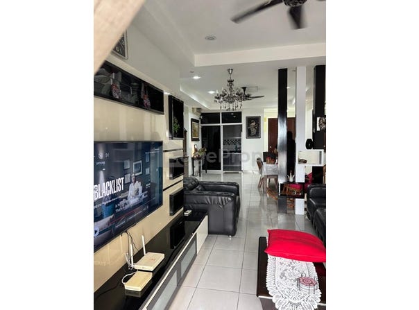 Jalan Mutiara, Mutiara Heights, Kajang, 43000, Selangor, Kajang, Selangor 43000