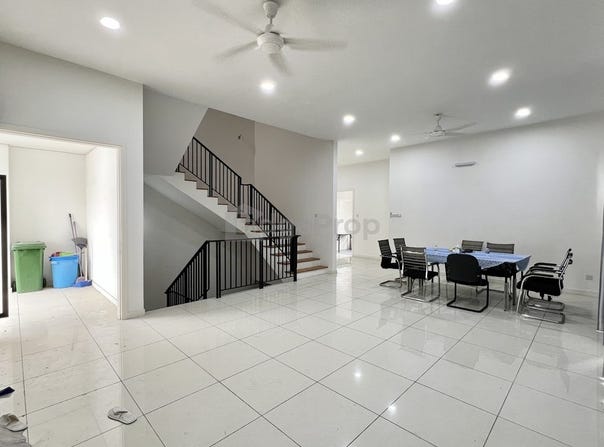 Bandar Sungai Long, Kajang, Selangor 43500