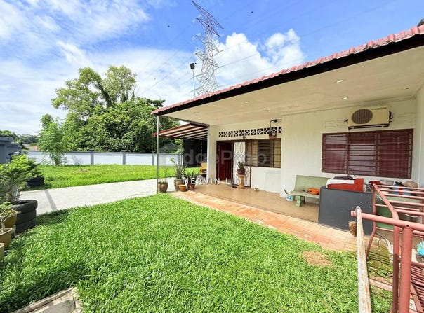 Jalan Kemboja, Seremban, Negeri Sembilan 70400