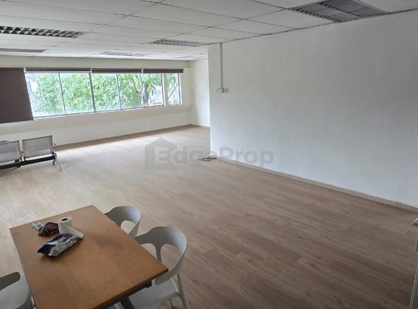 Jalan Seri Ehsan , Sungai Buloh, Selangor 52100