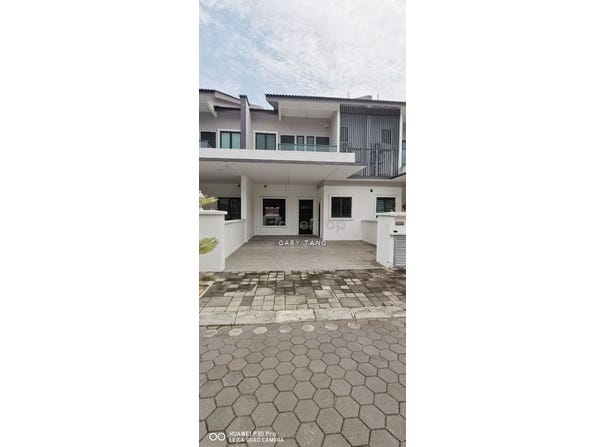 Panorama lapangan camellia, Ipoh, Perak 31650