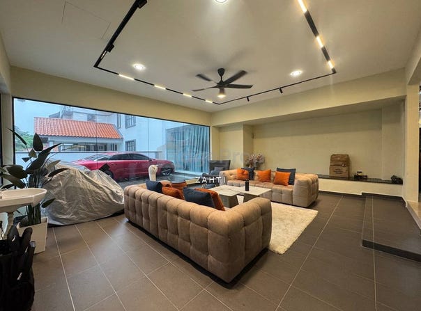 Jalan Bukit Impiana, Kajang, Selangor 43000