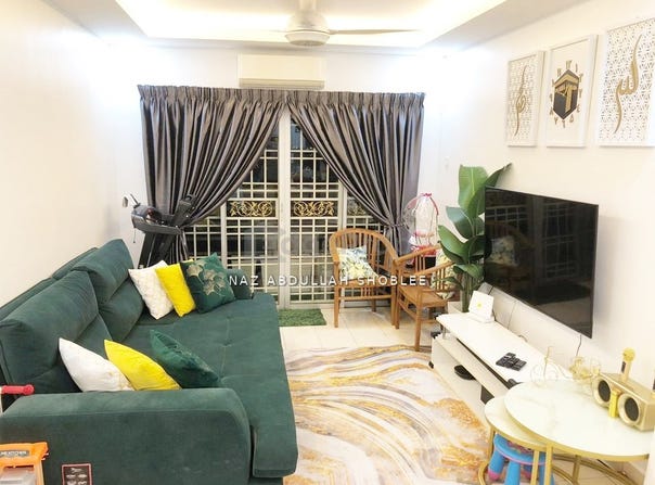 Jalan Kasturi Seksyen 11, Seri Kembangan, Selangor 43200