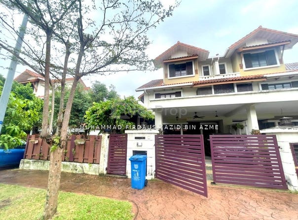 Persiaran Tun Teja, Shah Alam, Selangor 40470