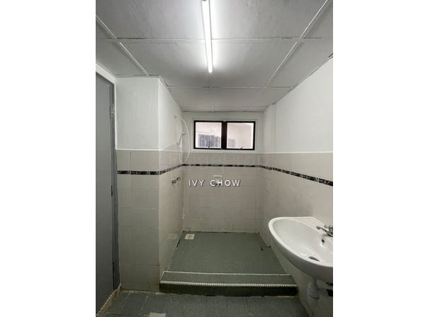 Jalan Persiaran Seri Alam, Masai, Johor 81750