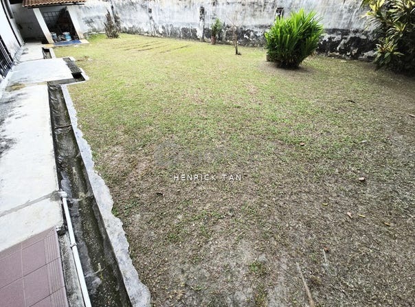 Jalan PJS, Taman Desaria, Petaling Jaya, Selangor 46150